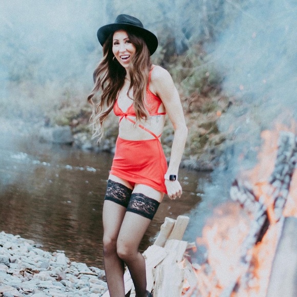 Meet your Posher, Allisa - Picture 10 of 16